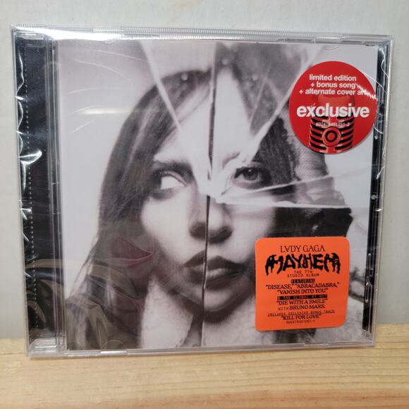 CD Lady Gaga: Mayhem - Exclusive Bonus Track + Alternate Cover NEW / SEALED - Picture 1 of 6